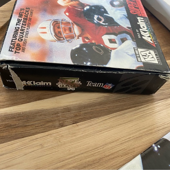 NFL Quarterback Club 96 for SNES/Super Nintendo Complete With Rare Poster - Picture 7 of 7